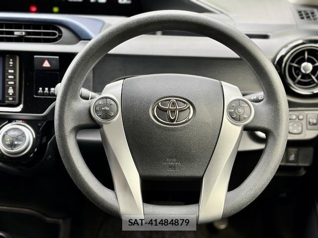 Toyota AQUA 2015-07 8097984-8