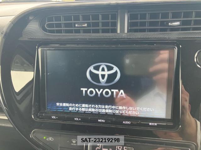 Toyota AQUA 2013-09 8098015-12