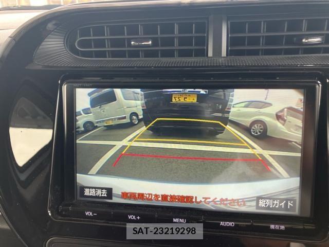 Toyota AQUA 2013-09 8098015-15