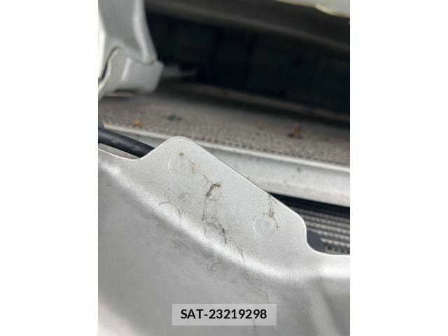Toyota AQUA 2013-09 8098015-18