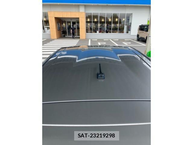 Toyota AQUA 2013-09 8098015-7