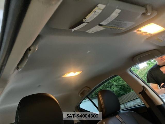Toyota AQUA 2017-08 8097966-13
