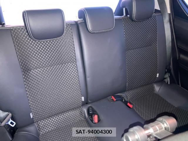 Toyota AQUA 2017-08 8097966-14