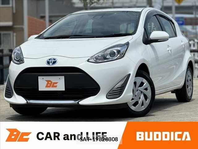 Toyota AQUA 2021-03 8097973-0