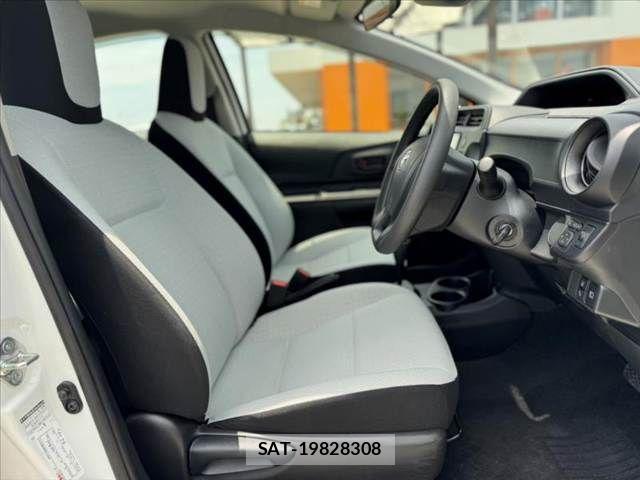 Toyota AQUA 2021-03 8097973-15
