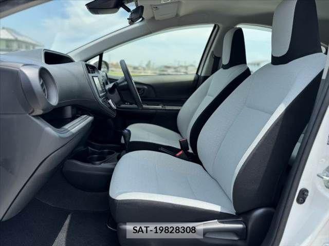 Toyota AQUA 2021-03 8097973-16