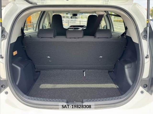 Toyota AQUA 2021-03 8097973-19