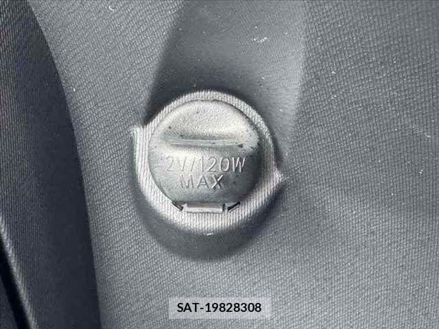 Toyota AQUA 2021-03 8097973-26