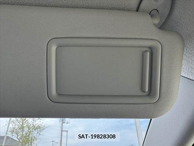 Toyota AQUA 2021-03 8097973-28