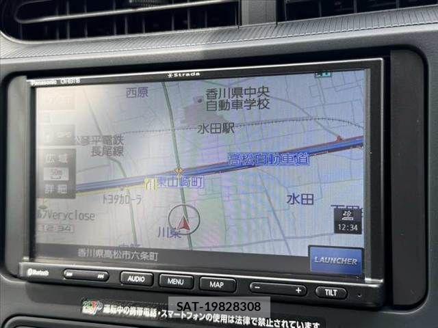Toyota AQUA 2021-03 8097973-2