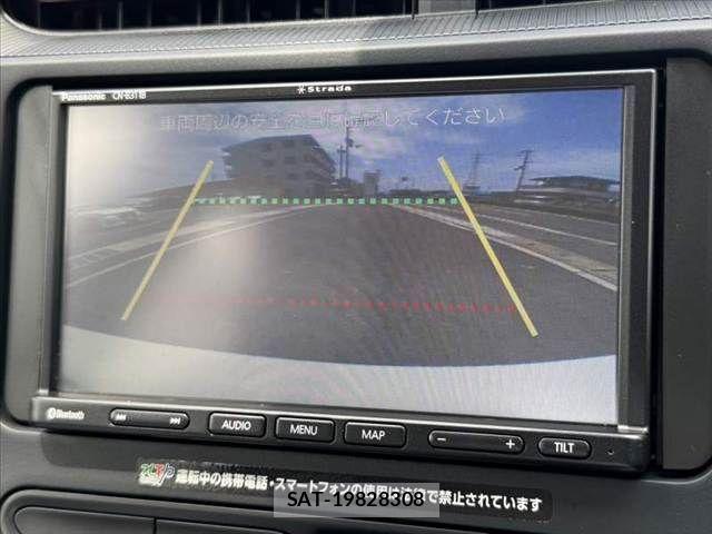 Toyota AQUA 2021-03 8097973-3