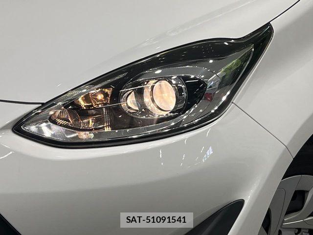 Toyota AQUA 2021-06 8097971-12