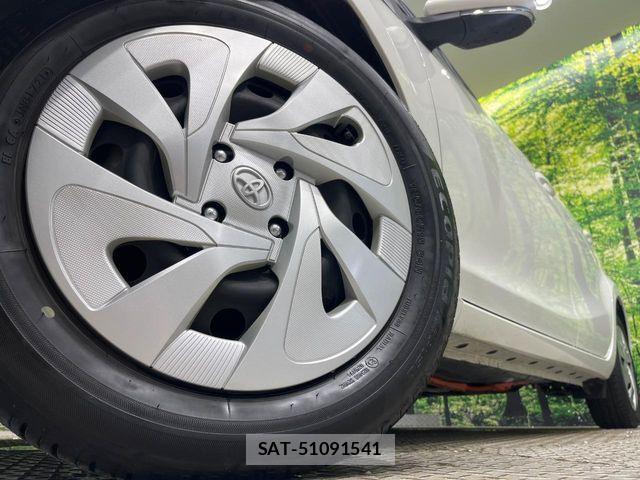 Toyota AQUA 2021-06 8097971-13