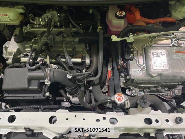 Toyota AQUA 2021-06 8097971-18