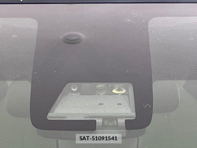 Toyota AQUA 2021-06 8097971-3