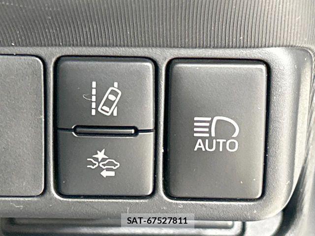Toyota AQUA 2020-09 8097965-4