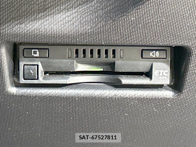 Toyota AQUA 2020-09 8097965-6