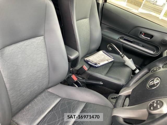 Toyota AQUA 2014-09 8098003-15