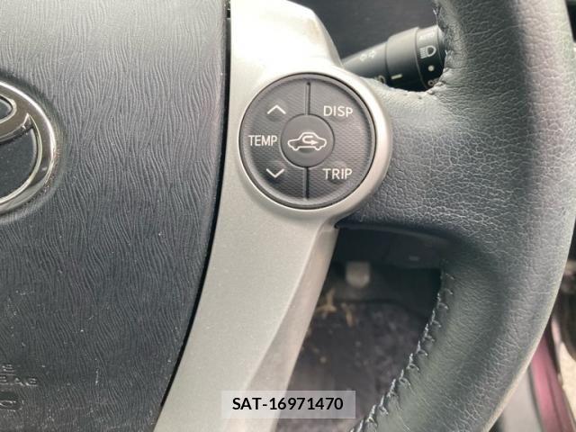 Toyota AQUA 2014-09 8098003-18
