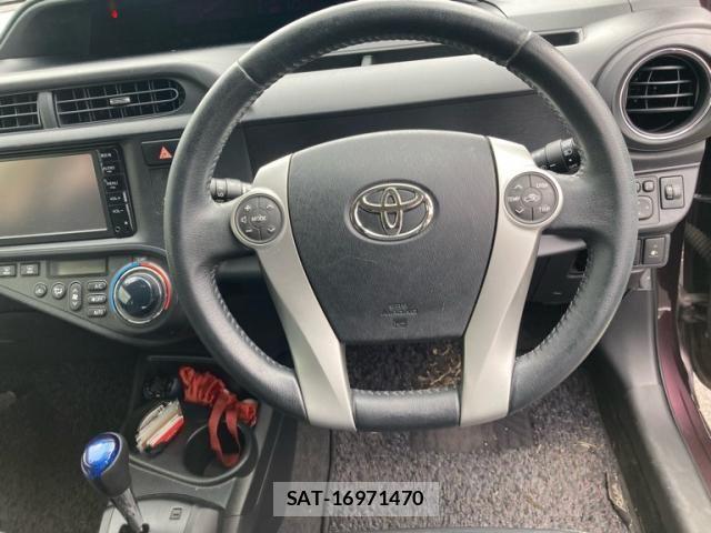 Toyota AQUA 2014-09 8098003-20