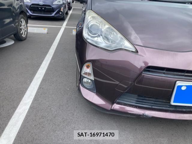 Toyota AQUA 2014-09 8098003-4