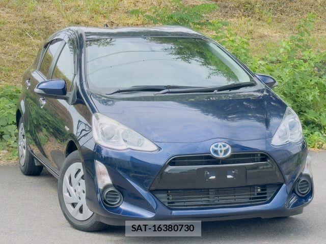 Toyota AQUA 2017-04 8097976-1