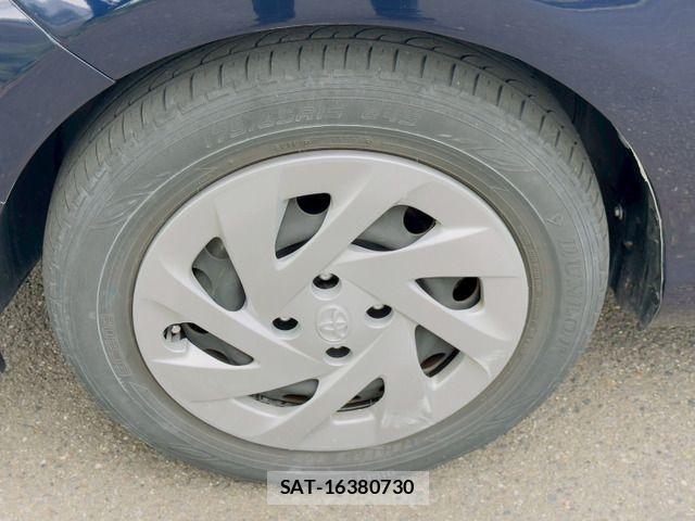 Toyota AQUA 2017-04 8097976-19