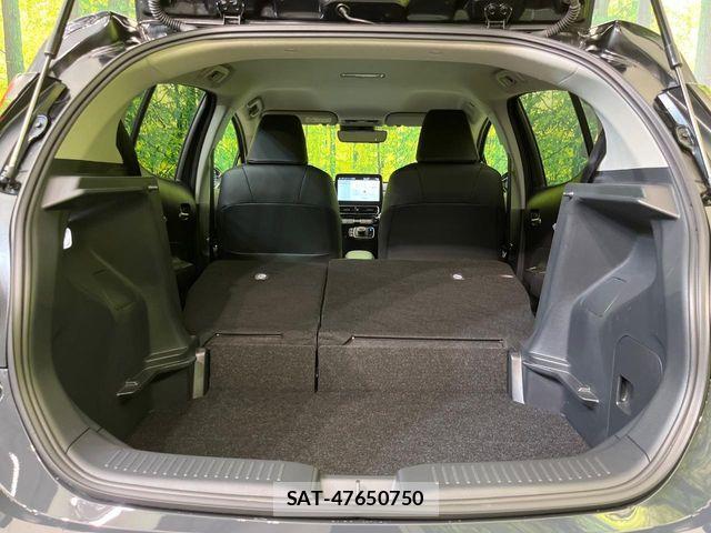 Toyota AQUA 2024-10 8097955-9