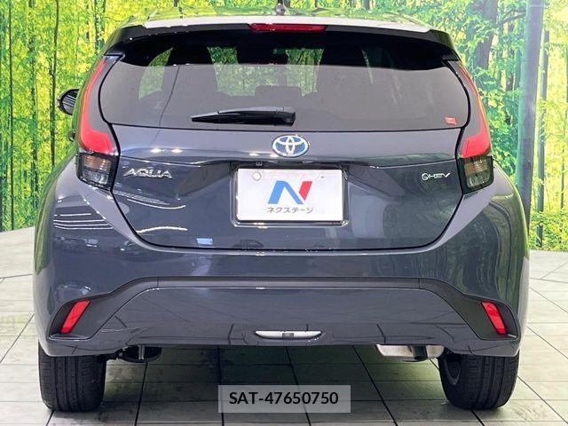 Toyota AQUA 2024-10 8097955-14