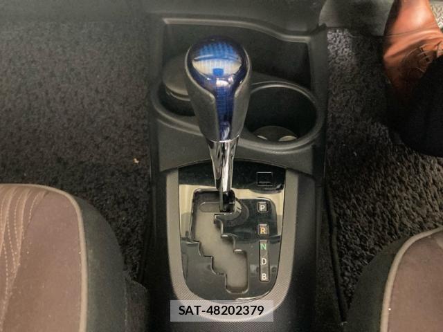 Toyota AQUA 2016-03 8098006-18