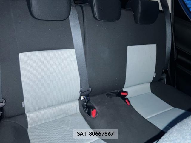 Toyota AQUA 2014-02 8098005-12