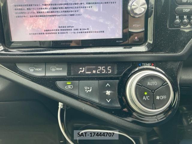 Toyota AQUA 2015-03 8097999-21