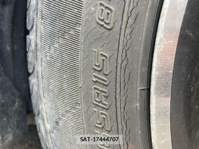 Toyota AQUA 2015-03 8097999-7