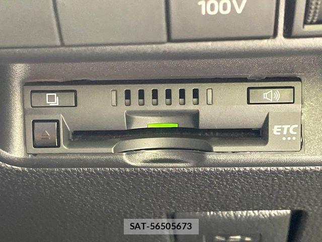 Toyota AQUA 2022-10 8097957-6