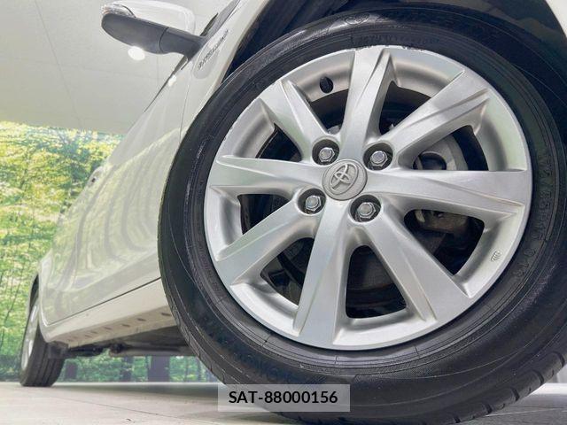 Toyota AQUA 2014-07 8097983-12