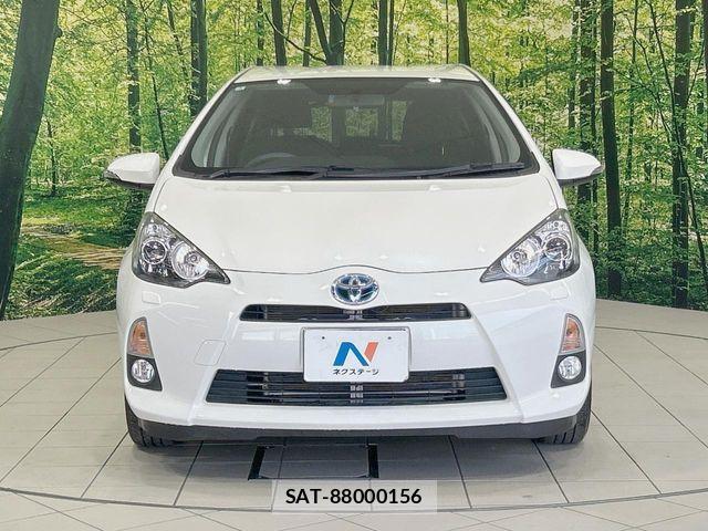 Toyota AQUA 2014-07 8097983-13