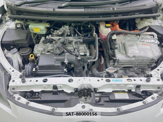 Toyota AQUA 2014-07 8097983-17