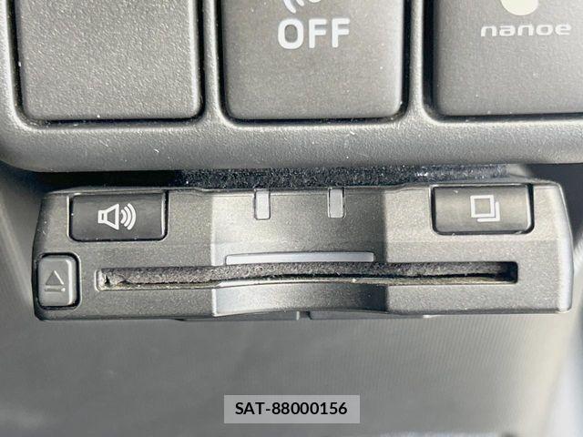 Toyota AQUA 2014-07 8097983-5