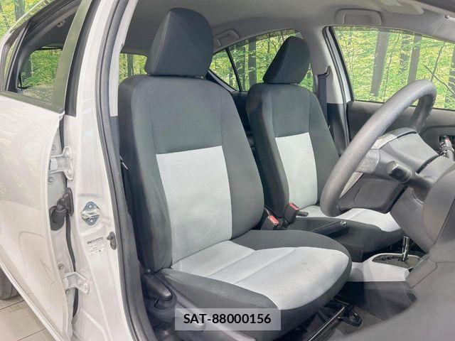 Toyota AQUA 2014-07 8097983-7