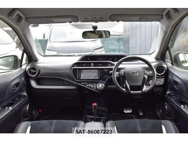 Toyota AQUA 2015-05 8097977-1