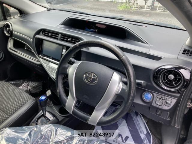 Toyota AQUA 2015-11 8098002-11