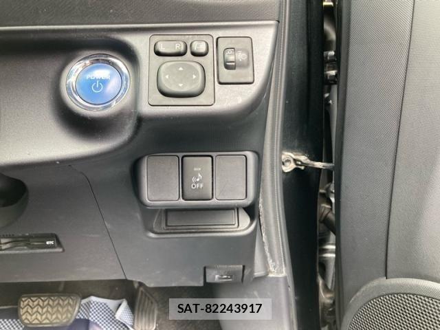 Toyota AQUA 2015-11 8098002-14