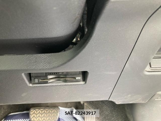 Toyota AQUA 2015-11 8098002-15