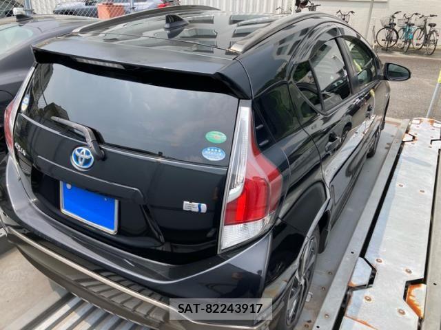Toyota AQUA 2015-11 8098002-2