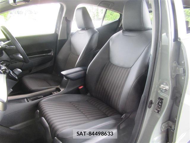 Toyota AQUA 2023-08 8097954-16