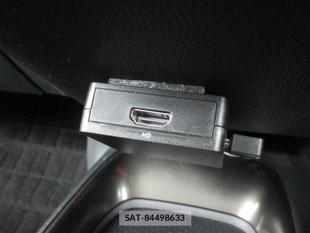 Toyota AQUA 2023-08 8097954-6