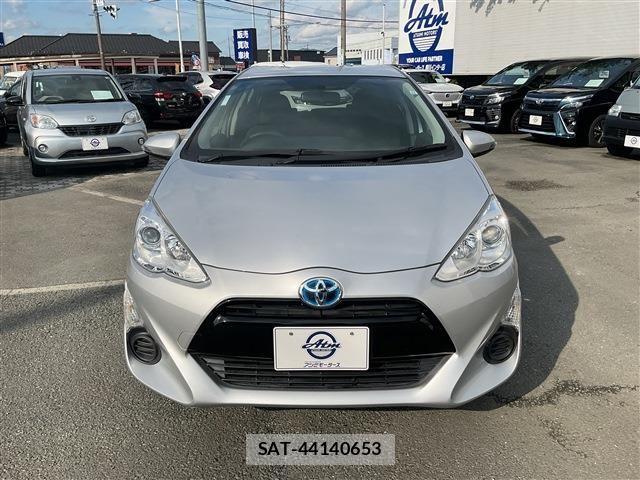 Toyota AQUA 2015-08 8097985-20