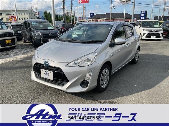 Toyota AQUA 2015-08 8097985-26