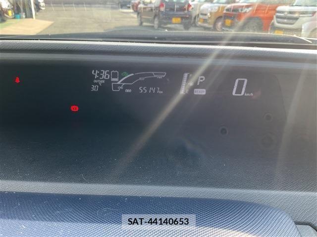 Toyota AQUA 2015-08 8097985-7