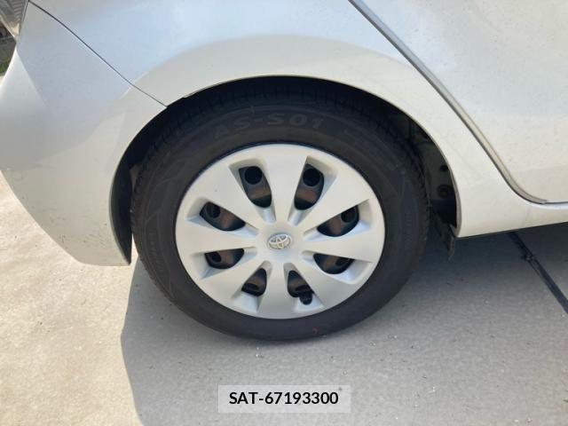 Toyota AQUA 2012-06 8098001-6